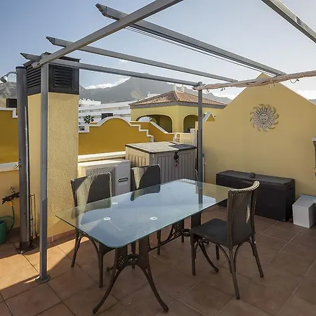 Beautiful Roof Terrace Apartment *