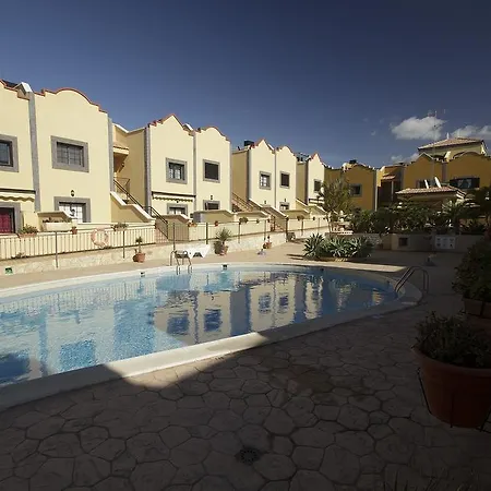 Beautiful Roof Terrace Apartment *